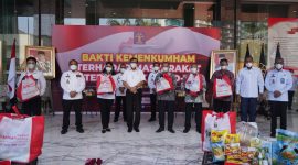 Menkumham Saat Lepas Puluhan Ribu Paket Sembako