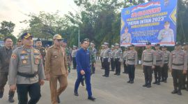 Wakapolres Tanah Bumbu Kompol Sofyan SIK bersama Forkopimda Lakukan Pemeriksaan Pasukan Operasi Kewilayahan patuh Intan 2023