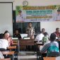Krpala BKPSDM Tanah Bumbu, Rusdiansyah Saat Berikan Arahan Sebelum Tes Bakal Calon Kepala Desa Yang Lebih Dari 5 Orang 