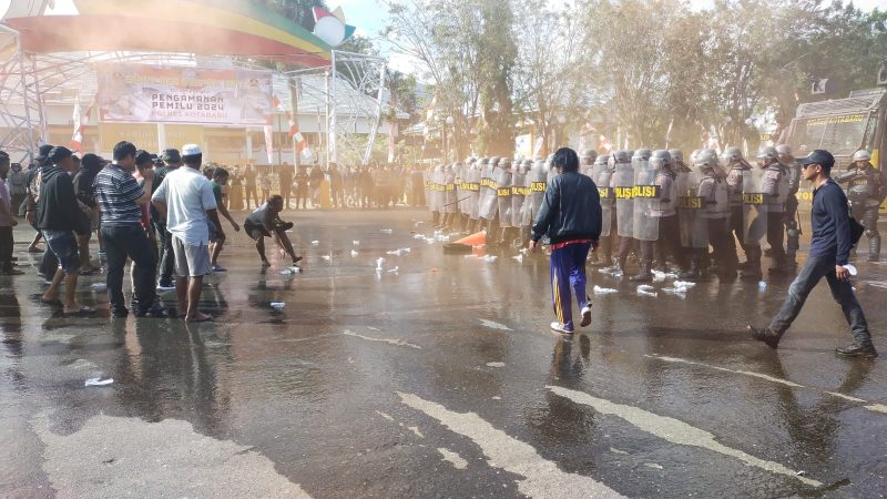 METRO KALSEL / Simulasi Sispamkota Pengamanan Pemilu 2024 di Kabupaten Kotabaru