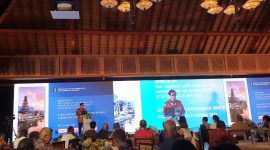 Menteri Hukum dan Hak Asasi Manusia (Menkumham) Yasonna H Laoly, mengajak para pelaku bisnis untuk bersinergi bersama pemerintah memerangi perdagangan orang
