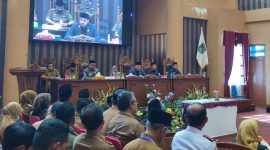Rapat Paripurna DPRD Tanah Bumbu Yang Dipimpin Ketua DPRD, Andrean Atma Maulani Tunda Paripurna Karena Tak Ada Unsur Pimpinan Eksekutif, Senin (7/8/2023) 
