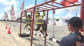 Metro Kalsel / Peserta Lewati Rintangan Firefighter Combat Challenge di IFRC 20th