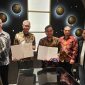 Pemerintah Kabupaten Tanah Bumbu sudah bekerjasama dengan Briton Internasional Engslish yang merupakan perpanjangan Universitas Cambridge Inggris
