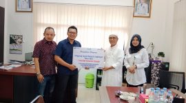 Istimewa / Serah Terima Bak Kontainer dari PT Pelindo Batulicin Kepada DLH Tanah Bumbu