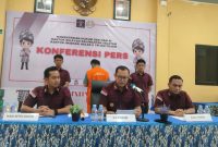 Metro Kalsel / Imigrasi Batulicin Saat Gelar Konferensi Pers Terkait Deportasi WNA