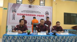 Metro Kalsel / Imigrasi Batulicin Saat Gelar Konferensi Pers Terkait Deportasi WNA