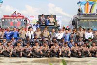 Foto Bersama Usai Gelar Pasukan Mantab Brata di Siring Laut Kotabaru