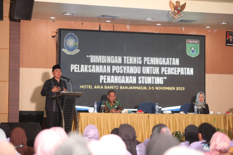 Sambutan Bupati Tanah Bumbu dr HM Zairullah Azhar di Hadapan Kader Posyandu Saat Bimtek Digelar di Banjarmasin