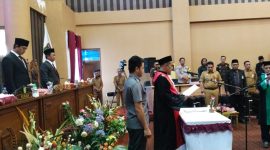 Pengambilan Sumpah Jabatan Wakil Ketua DPRD Tanah Bumbi, Harmanudin Dari Partai Golkar, Selasa (21/11/2023). 