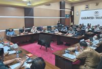 Foto : Hidayat / RDP di DPRD Tanah Bumbu Terkait Persoalan Penggunaan Jalan Sompul Yang Merupakan Aset Daerah Namun Perusahaan Tak Berikan Kontribusi