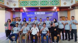 Foto : Istimewa / Foto Bersama Peserta UKW XX dan Pengurus JMSI Tanbu serta Penguji dan Pengurus PWI Kalsel