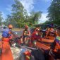 (Foto : Istimewa) Tim SAR Gabungan Saat Lakukan Pencarian Nelayan Yang Hilang di Sungai Batulicin