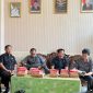 Anggota DPRD Tanah Bumbu Yang Tergabung di Bapemperda Saat Berkumpul Bahas Rencana Bulan Februari 2024
