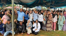 Caleg DPR RI, H Sudian Noor saat kampanye dialogis di desa Kersik Putih Kecamatan Batulicin Kabupaten Tanah Bumbu