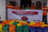 PT Borneo Indobara (BIB) bersama mitra hauling atau mitra kerjanya, menyalurkan sembako di 22 desa Kabupaten Tanah Bumbu 