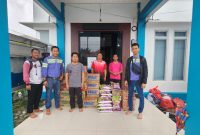 PT BUMA Serahkan Bantuan Kepada Warga Terdampak Banjir di Sebamban Baru Kecamatan Sungai Loban Kabupaten Tanah Bumbu
