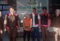 Tersangka Yang Ditahan Penyidik Kejaksaan Negeri Kotabaru