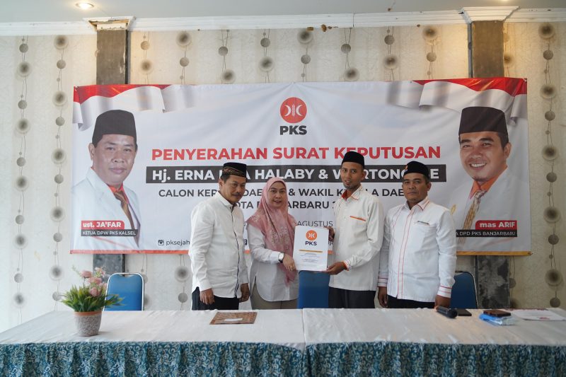 Partai Keadilan Sejahtera (PKS) resmi mengusung Erna Lisa Halaby - Wartono sebagai bakal calon wali kota-wakil wali kota Banjarbaru periode 2024-2029.