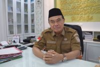 Bupati Tanah Bumbu dr HM Zairullah Azhar di Ruang Kerjanya