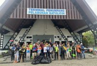 Pengelola, Pengguna Jasa hingga pihak Keamanan Pelabuhan Batulicin Gelar Aksi Bersih-bersih Terminal Penumpang