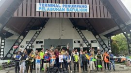 Pengelola, Pengguna Jasa hingga pihak Keamanan Pelabuhan Batulicin Gelar Aksi Bersih-bersih Terminal Penumpang