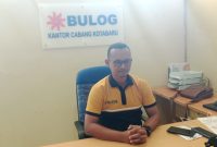 Kepala Kantor Cabang Pembantu (KCP) Bulog Kotabaru, Aditya Dwi Hanggara
