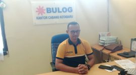 Kepala Kantor Cabang Pembantu (KCP) Bulog Kotabaru, Aditya Dwi Hanggara