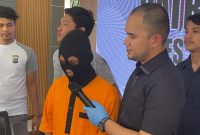 Tersangka Pembobol ATM Bank Kalsel, Sandy Saat Ditanya Kasat Reskrim Polres Tanah Bumbu AKP Agung Kurnia Putra SIk Soal Niatnya Membobol Mesin ATM