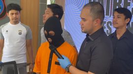 Tersangka Pembobol ATM Bank Kalsel, Sandy Saat Ditanya Kasat Reskrim Polres Tanah Bumbu AKP Agung Kurnia Putra SIk Soal Niatnya Membobol Mesin ATM