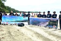Gabungan Orari Lokal Promosikan Wisata Saat Berada di Pantai Gedambaan Kotabaru