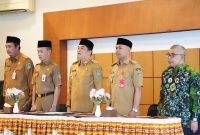 Bupati Tanah Bumbu Andi Rudi Latif, membuka kegiatan Audensi Kebijakan Percepatan Pambangunan Daerah Kabupaten Tanah Bumbu, di Hotel Ebony Batulicin, Selasa 10/04/2025.