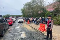 Situasi Antrian Kendaraan di Plabuhan Stagen Kotabaru