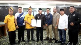 Penandatangan Bersama Tim Percepatan Calon Otonomi Daerah Kambatang Lima