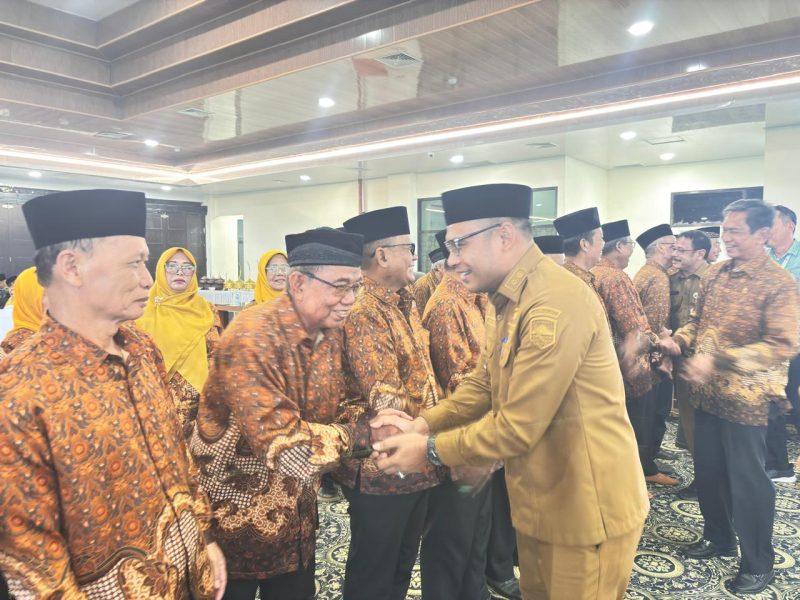 Wakil Bupati Kotabaru, Syairi Mukhlis Ucapkan Selamat Pada Pengurus PWRI Kotabaru Yang Telah Dikukuhkan