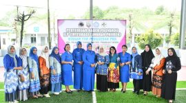 Ketua Cabang 5 Korcab XIII DJA II, Bayu Harun Al Rasyid bersama Ketua Tim Penggerak PKK Kotabaru, Suci Anisa Rusli menghadiri kegiatan Acara Pertemuan Kader Posyandu ILP (Integrasi Layanan Primer)