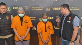 Kasat Reskrim Polres Tanah Bumbu AKP M Taufan Maulana SIK Saat Tanya Motif Pelaku Penyebar Vidoe Porno sesama jenis, di Pendopo Polres Tanah Bumbu, Selasa (16/6).