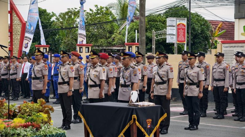Upacara Serahterima Jabatan Wakapolres, Kasat Reskrim hingga Kapolsek di Polres Kotabaru