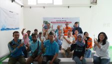 Tim Penilai Saat Kunjungi Program Air Bersih Andaru Angsana CSR PT Borneo Indobara