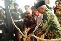 Jaksa Agung RI, ST Burhanuddin (Kemeja Putih) Resmikan Kantor Kejaksaan Tinggi (Kejati) Kalimantan Selatan