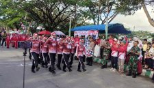 Lomba Gerak Jalan Antar Pelajar di Kecamatan Kusan Hilir