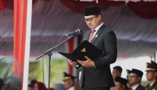Ketua DPRD Tanah Bumbu, Andrean Atma Maulani Saat Bacakan Naskah Proklamasi Kemerdekaan RI