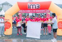 Pelepasan Bendera Start Batulicin Red Run 5K di Lapangan Cappa Padang Kelurahan Batulicin Kabupaten Tanah Bumbu
