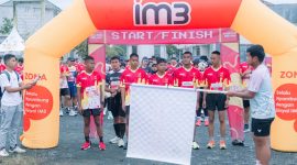 Pelepasan Bendera Start Batulicin Red Run 5K di Lapangan Cappa Padang Kelurahan Batulicin Kabupaten Tanah Bumbu