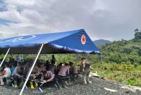 Posko 3 KM 81 Desa Emil Baru Kecamatan Mantewe Kabupaten Tanah Bumbu, Kalimantan Selatan