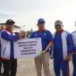 Serah Terima Secara Simbolis Penyerahan Kartu Perindungan Untuk Para Atlet Yang Bertanding Selama Kejuaran Porprov XII Kalsel
