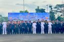 TNI seluruh Indonesia secara serentak melaksanakan peringatan HUT TNI yang ke 80 di halaman kantor bupati kotabaru