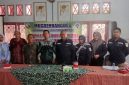 Foto Bersama pada Musrenbang Desa Baharu Utara Kabupaten Kotabaru