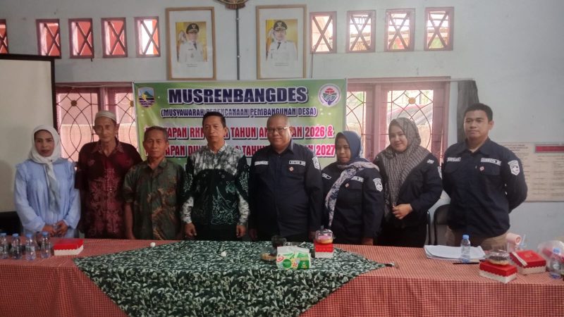 Foto Bersama pada Musrenbang Desa Baharu Utara Kabupaten Kotabaru