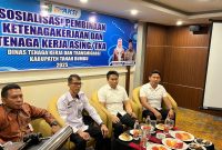 Pelaksanaan Sosialisasi Keberadaan Ketengakerjaan dan Tenaga Kerja Asing yang Menghadirkan Kepala Imigrasi Kelas II TPI Batulicin